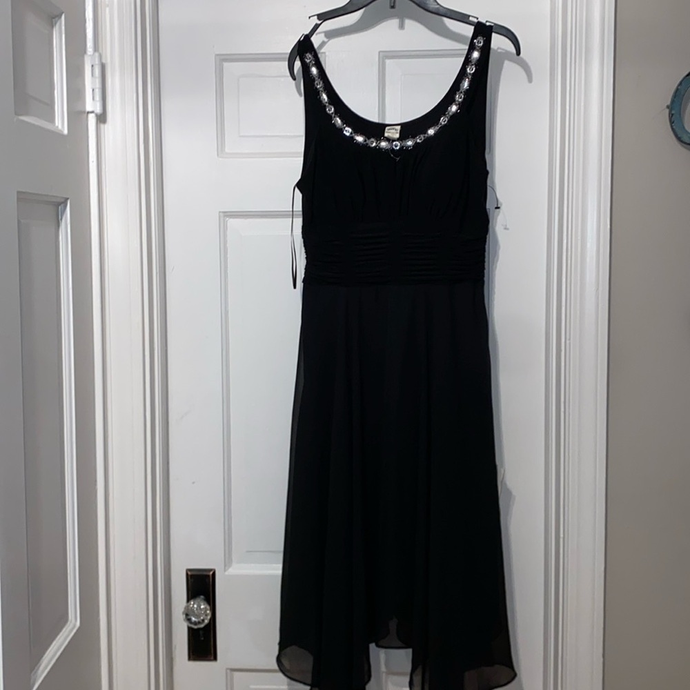Sangria size 10 black dress w rhinestone accent nwt